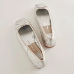 Dolce Vita ANISA BALLET FLATS SILVER DISTRESSED LEATHER 23 Dolce Vita ANISA BALLET FLATS SILVER DISTRESSED LEATHER -Modish Shoe DOLCEVITA FLATS ANISA SILVERDESTRESSEDLEATHER 4