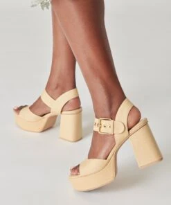 BOBBY HEELS NATURAL RAFFIA -Modish Shoe DOLCEVITA HEELS BOBBY NATURALRAFFIA ONFOOT 3