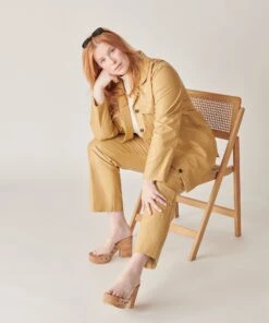 EMOL HEELS CRYSTAL VINYL 21 EMOL HEELS CRYSTAL VINYL -Modish Shoe DOLCEVITA HEELS EMOL CRYSTALVINYL ONFOOT 1