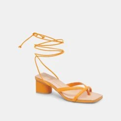 JAIMI SANDALS APRICOT STELLA -Modish Shoe DOLCEVITA HEELS JAIMI APRICOTSTELLA 01