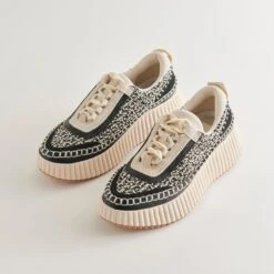 Dolce Vita DOLEN SNEAKERS WHITE BLACK WOVEN -Modish Shoe DOLCEVITA SNEAKERS DOLEN WHITEBLACKKNIT 2